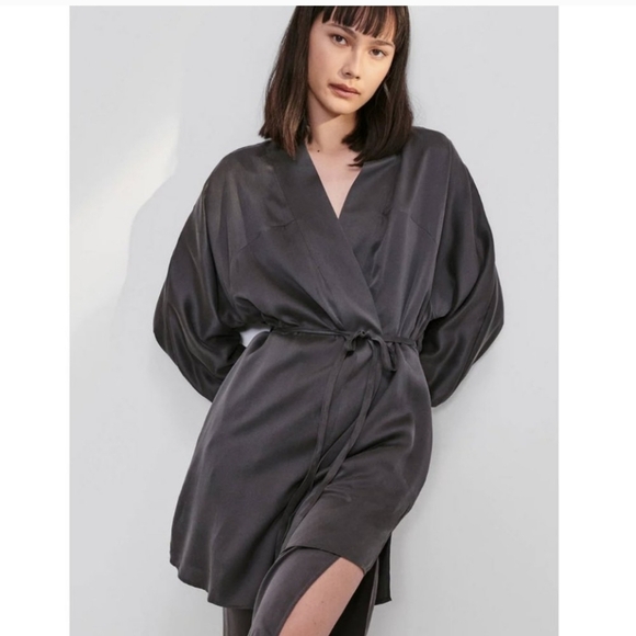 Lunya Women's Washable Silk Robe - Picture 1 of 7